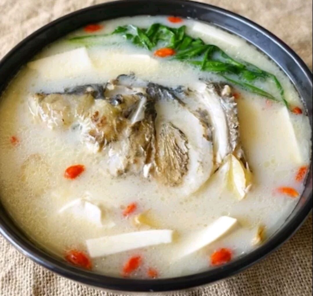 廉江美食探店,探访廉江河唇吸引无数游客的鱼头汤