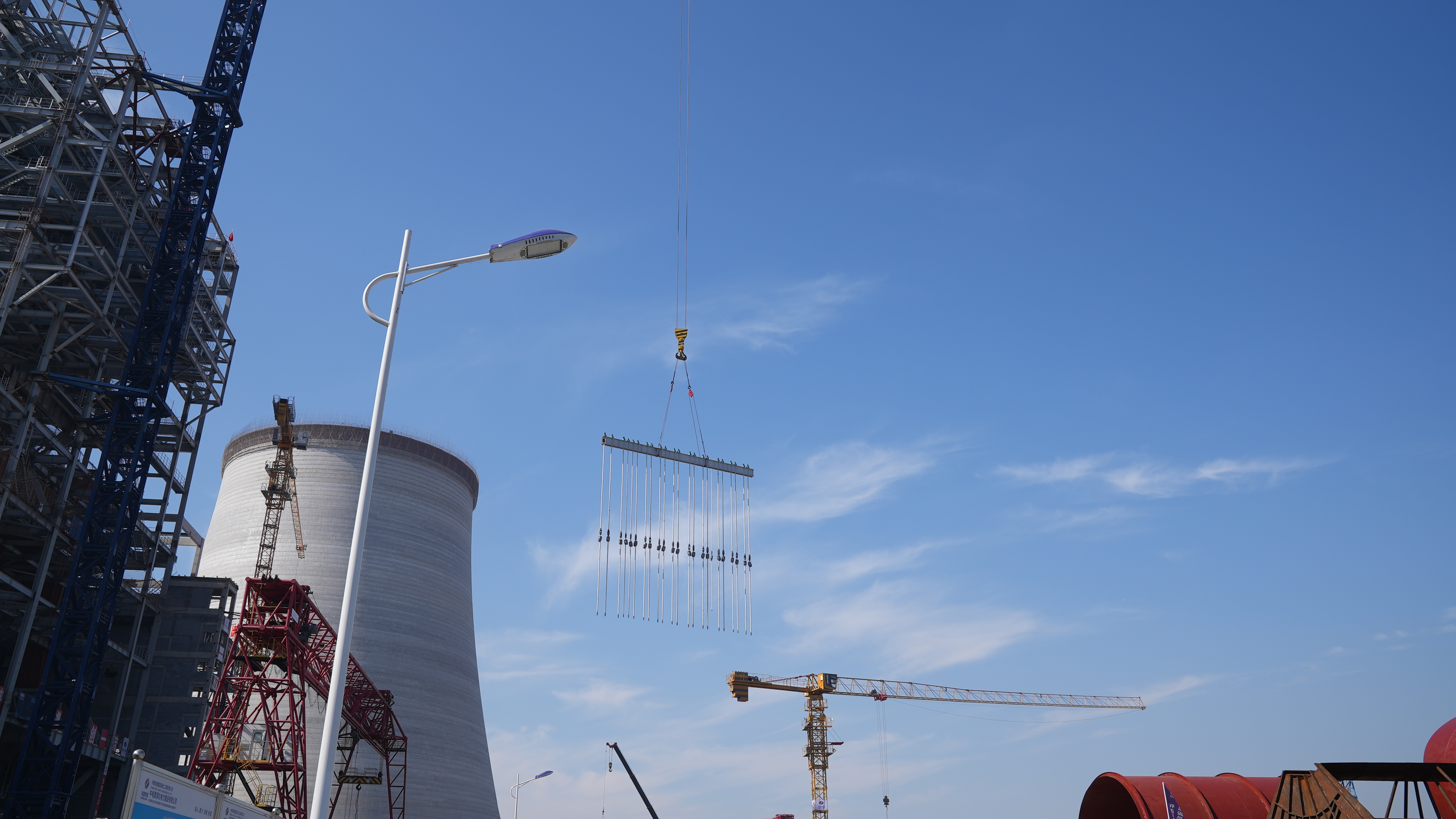 襄阳宜城发电厂红旗飘飘建设顺利