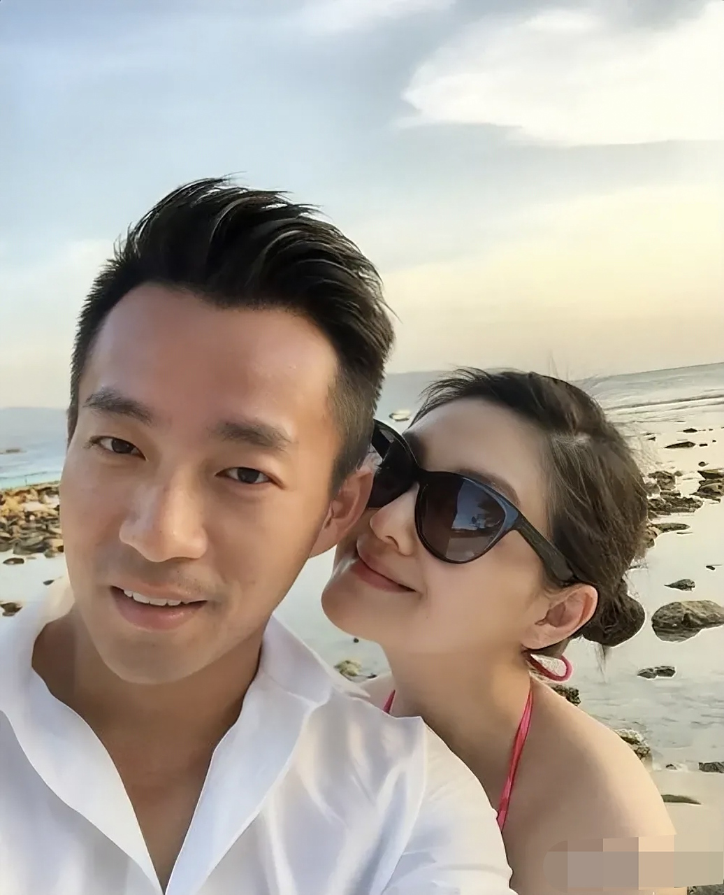 很多人说批评大s就是对女性的苛责,我倒觉得这个都是就事论事.