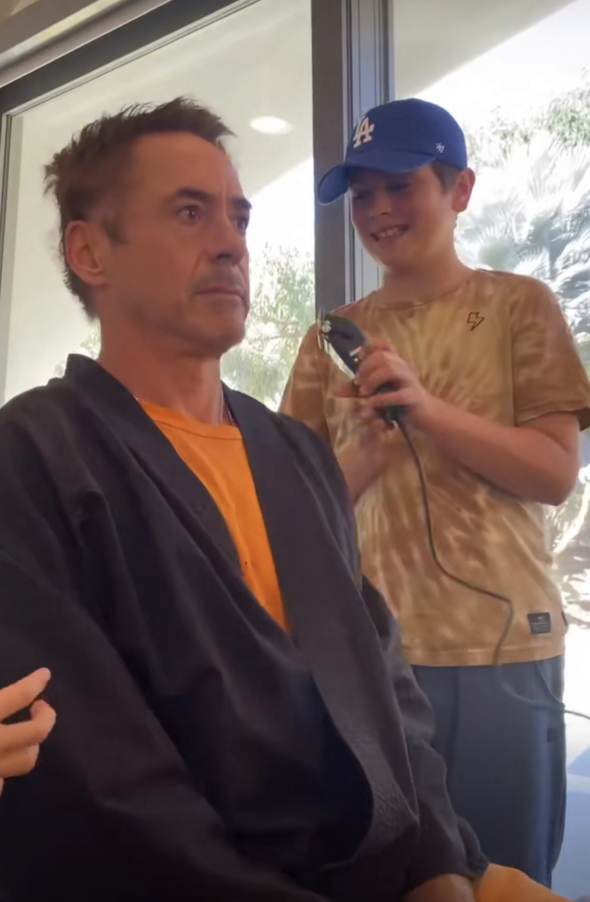 钢铁侠,小罗伯特唐尼光头参加活动