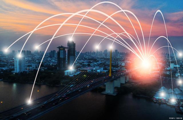 "光通信"觉醒逆袭!