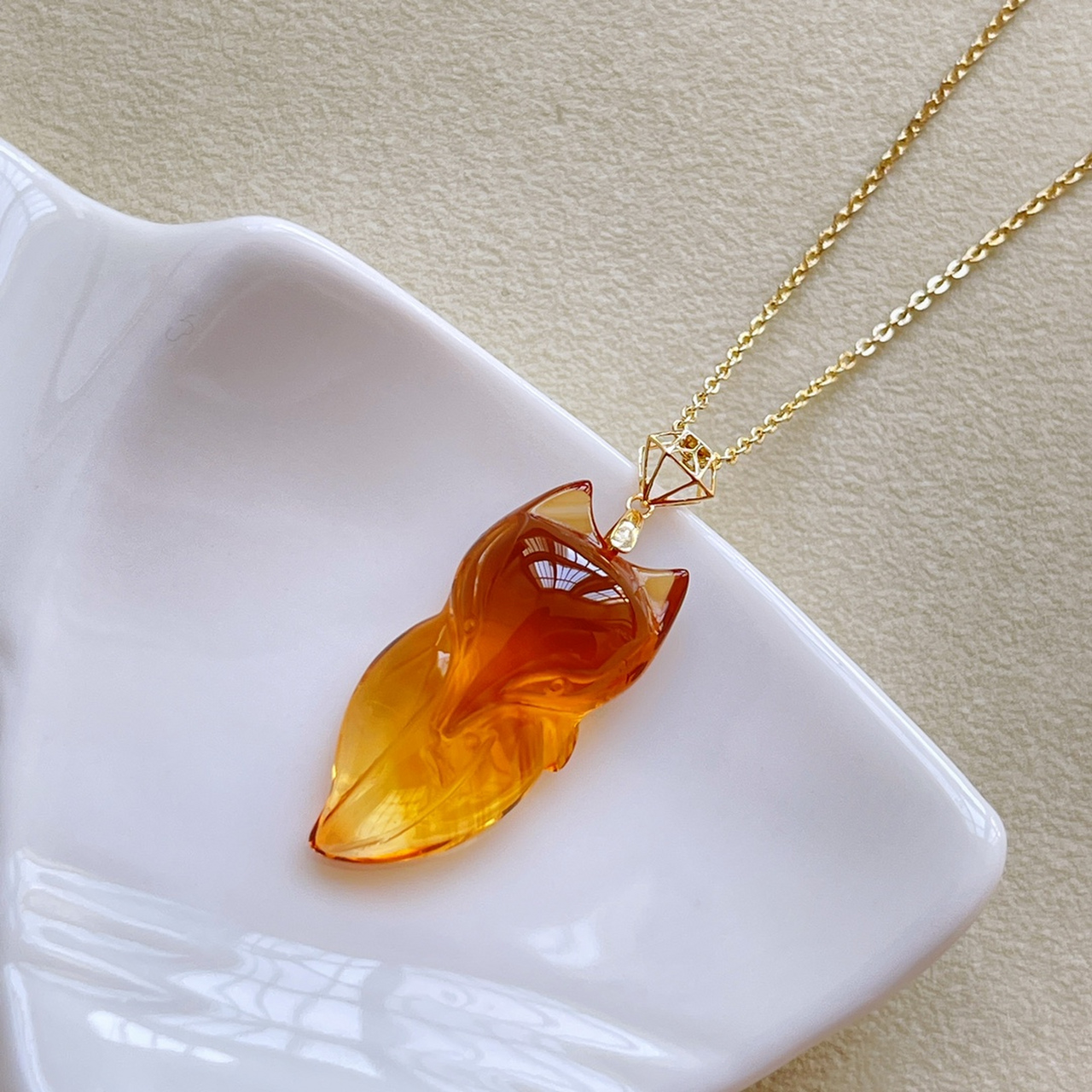 黄水晶狐狸吊坠 巴西暴力黄水晶吊坠 橘黄色 水头润 冰透体 18k镶嵌