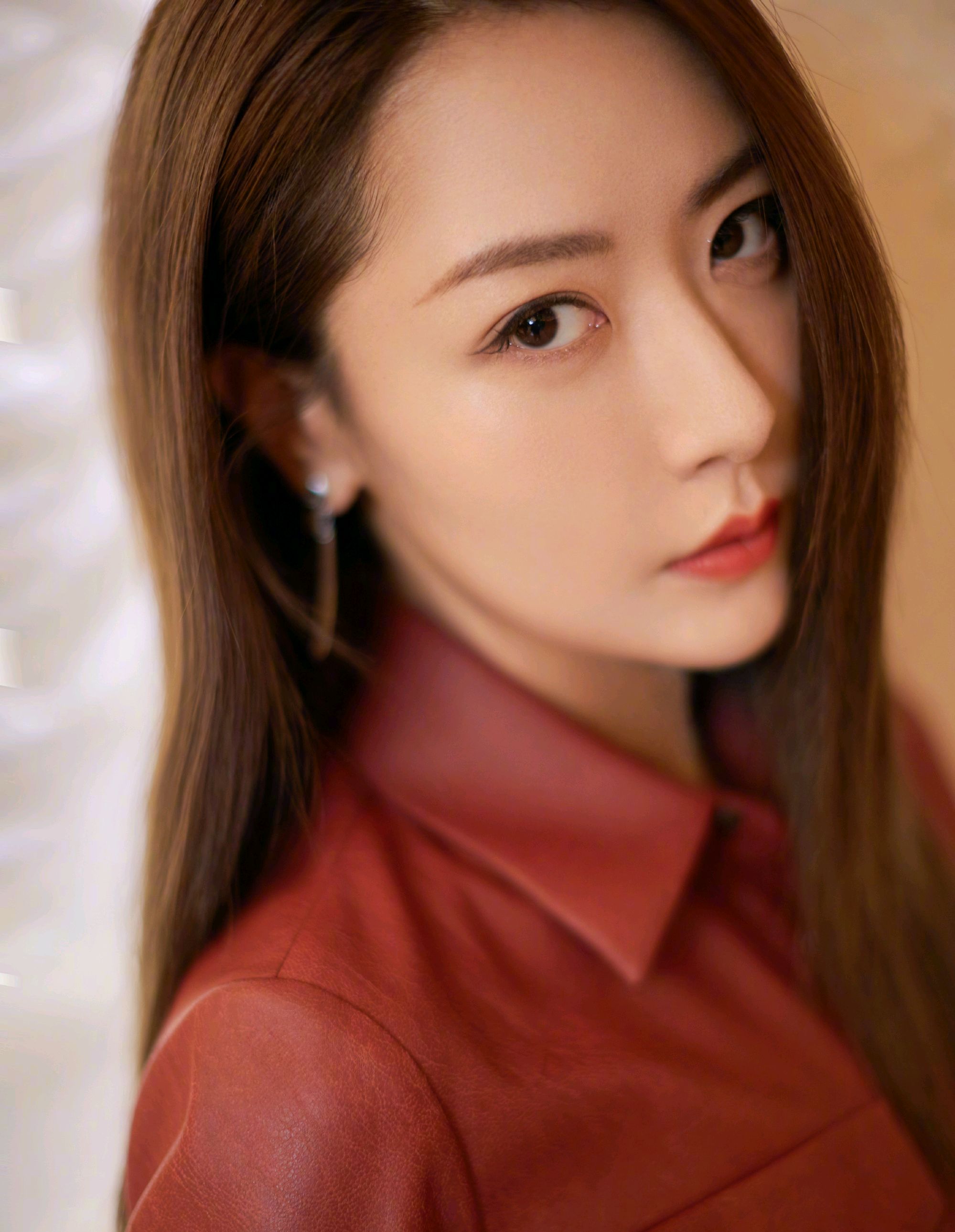 青春靓丽的白冰