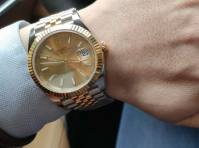 人潮汹涌手表品牌,经典款式,人气手表品牌推荐 - 77010百科网