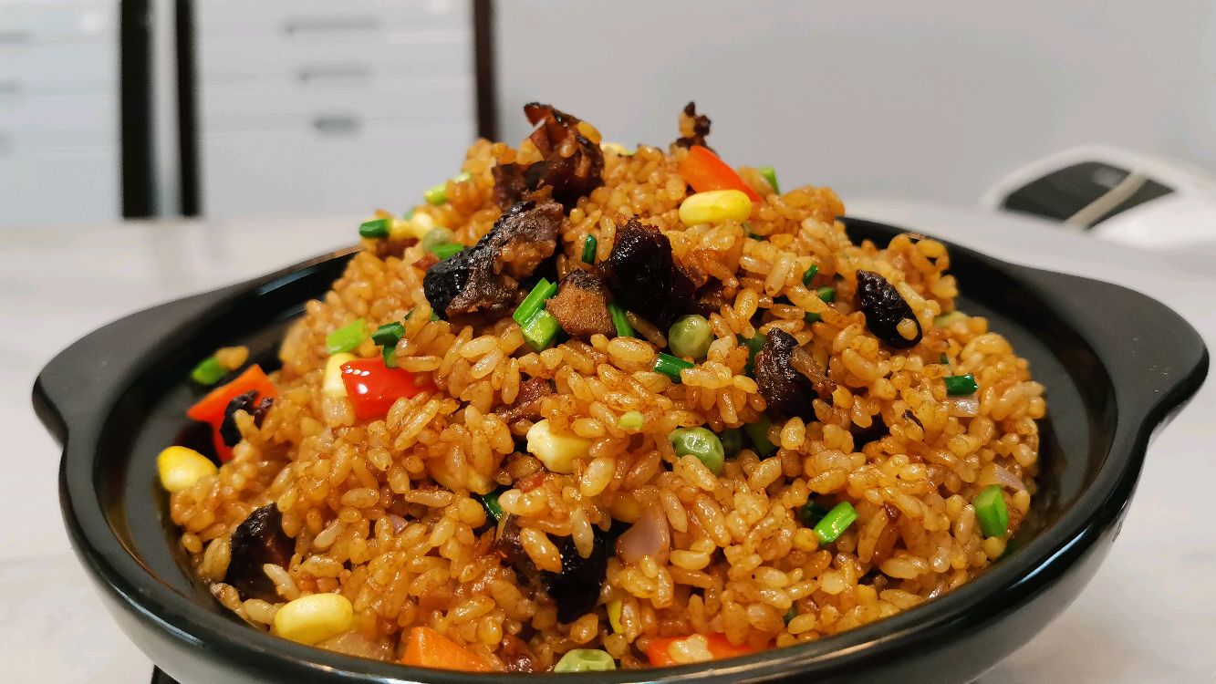 鸭肉炒饭,学会两点你也做的很好吃,收藏了了