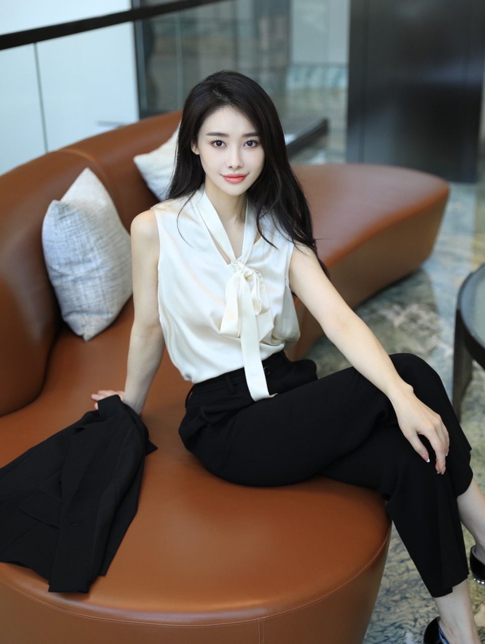 气质美女,日常高级感通勤装穿搭#时尚穿搭