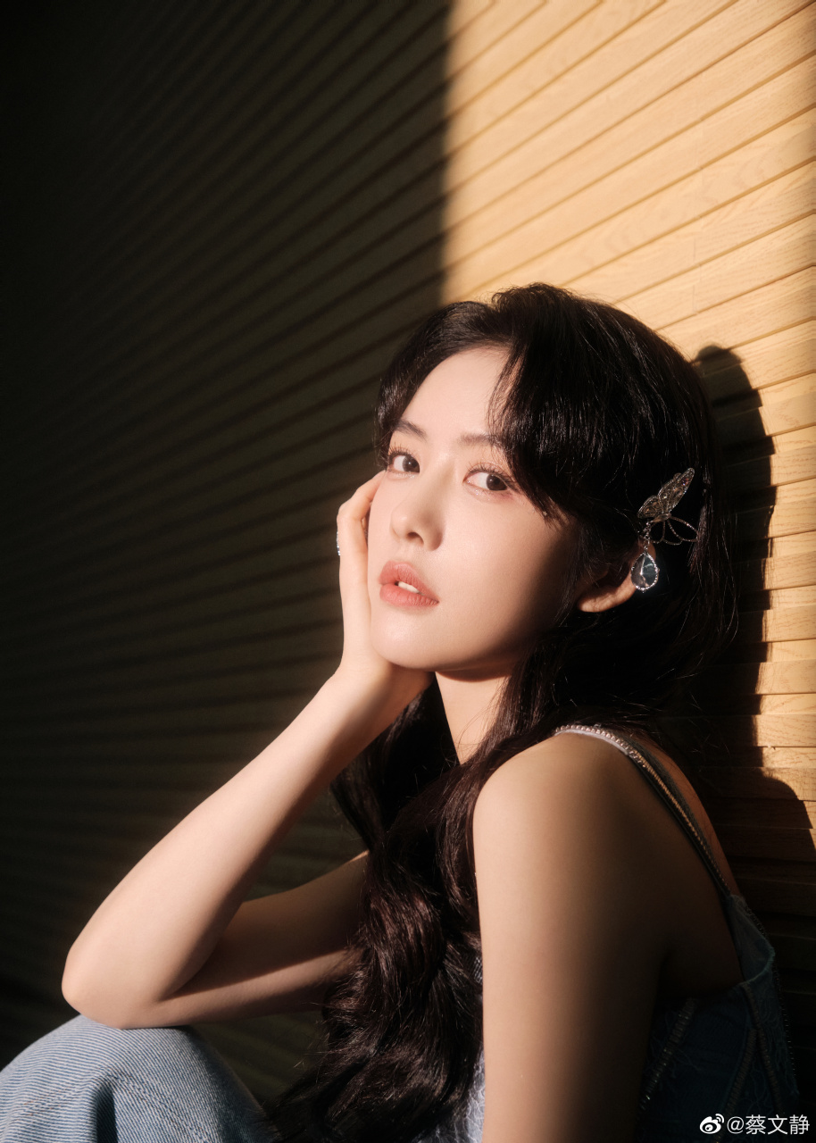 蔡文静,如花似玉,青春靓丽!