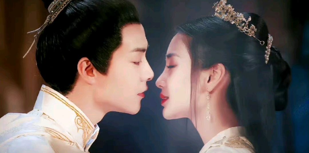 杨颖马天宇《尘缘》今晚空降,修仙恋爱两不误,观众吐槽此剧必烂