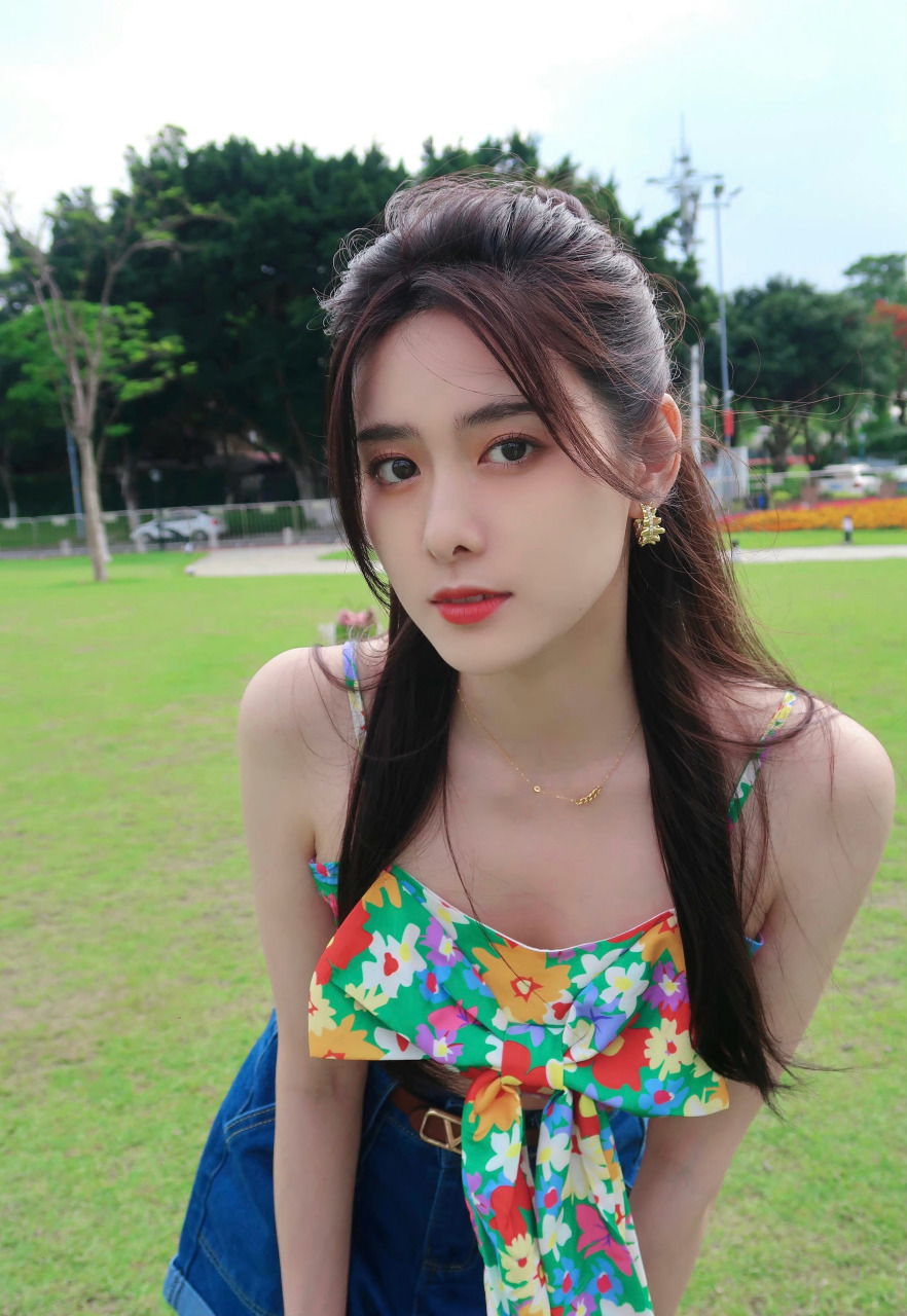 校花美女,天蝎座小姐姐