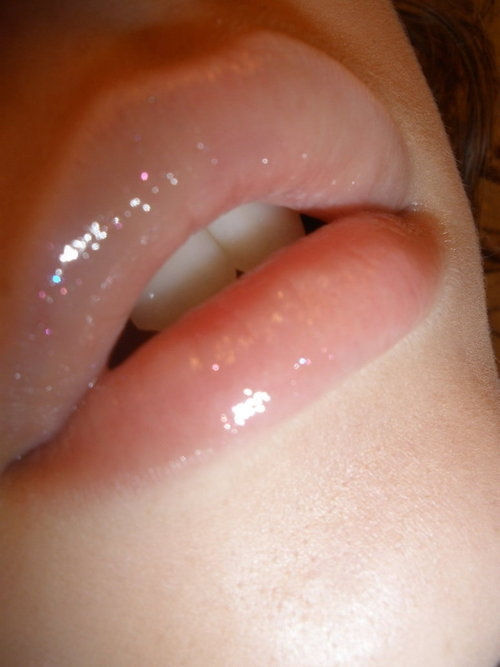 烈焰红唇,蚀骨销魂