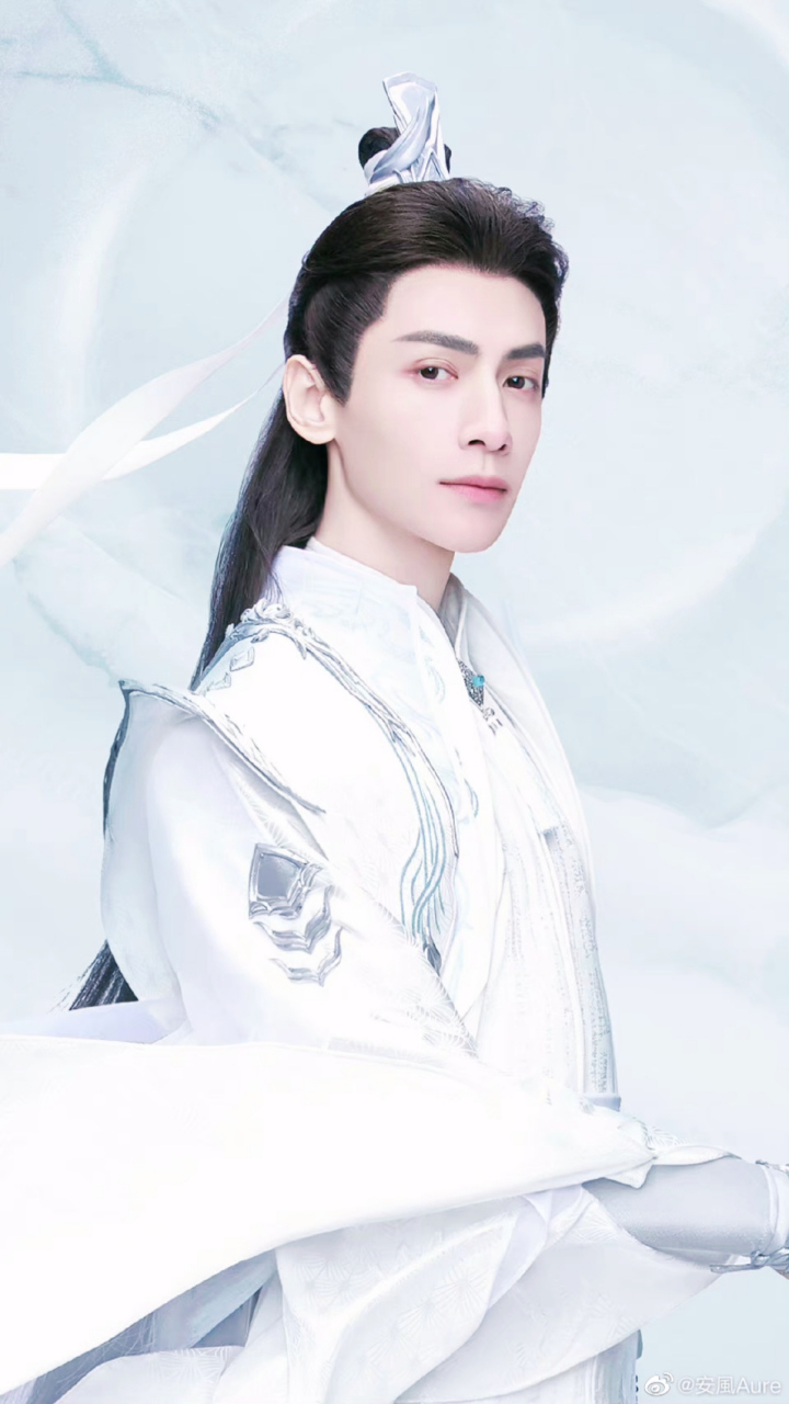 罗云熙古装天花板