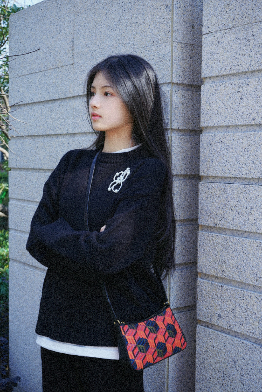 童星艾米长大了依然美出天际!