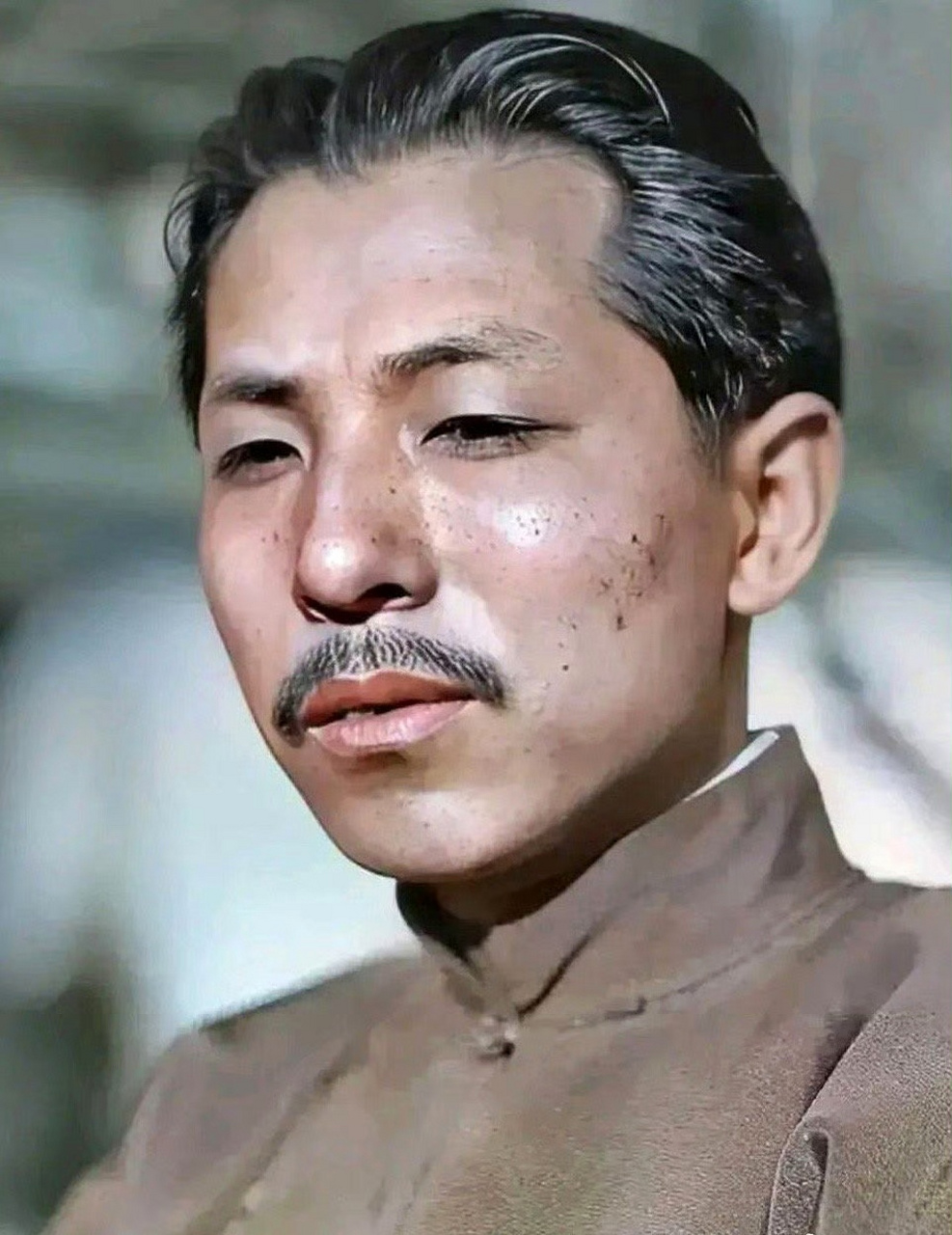 这是迄今为止最清晰的张少帅照片,这一年他36岁.