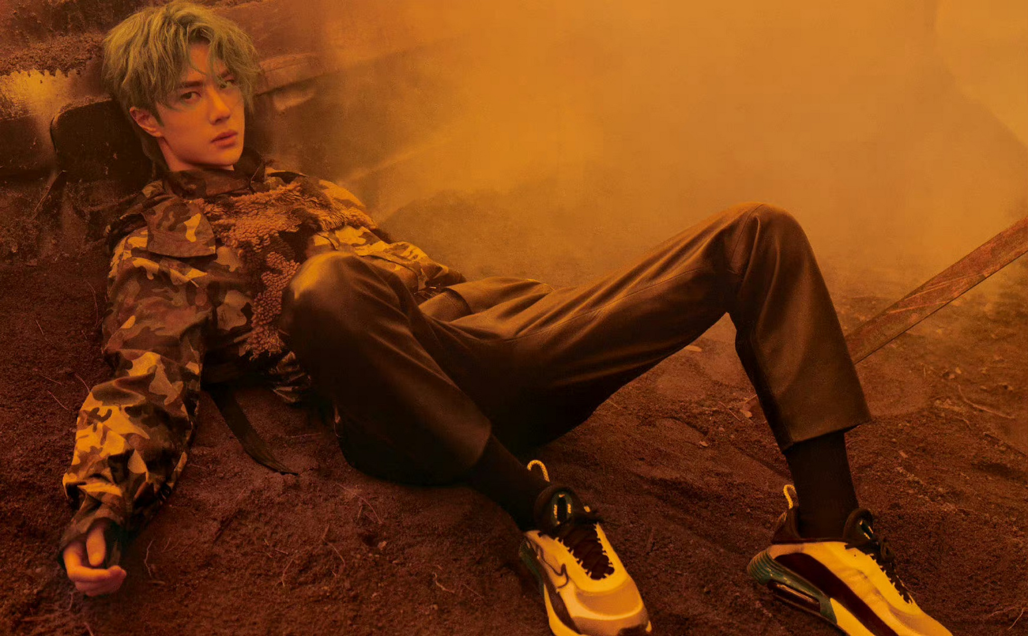 考古王一博——2020《智族gq style》"仿生人"策划.