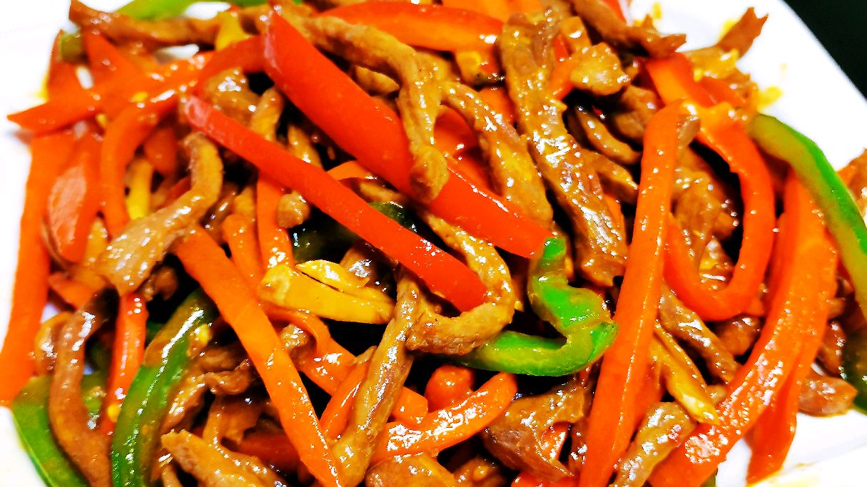 牛肉越嫩就越好吃吗?牛肉丝选什么牛肉好?怎么炒才不粘锅?