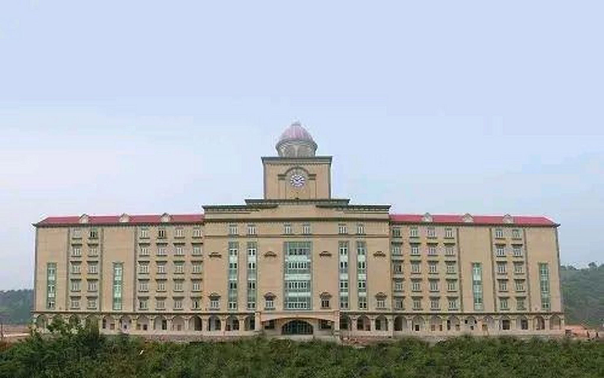 梧州学院升格为梧州大学的历程,从2012年开始到现在还没有实现.