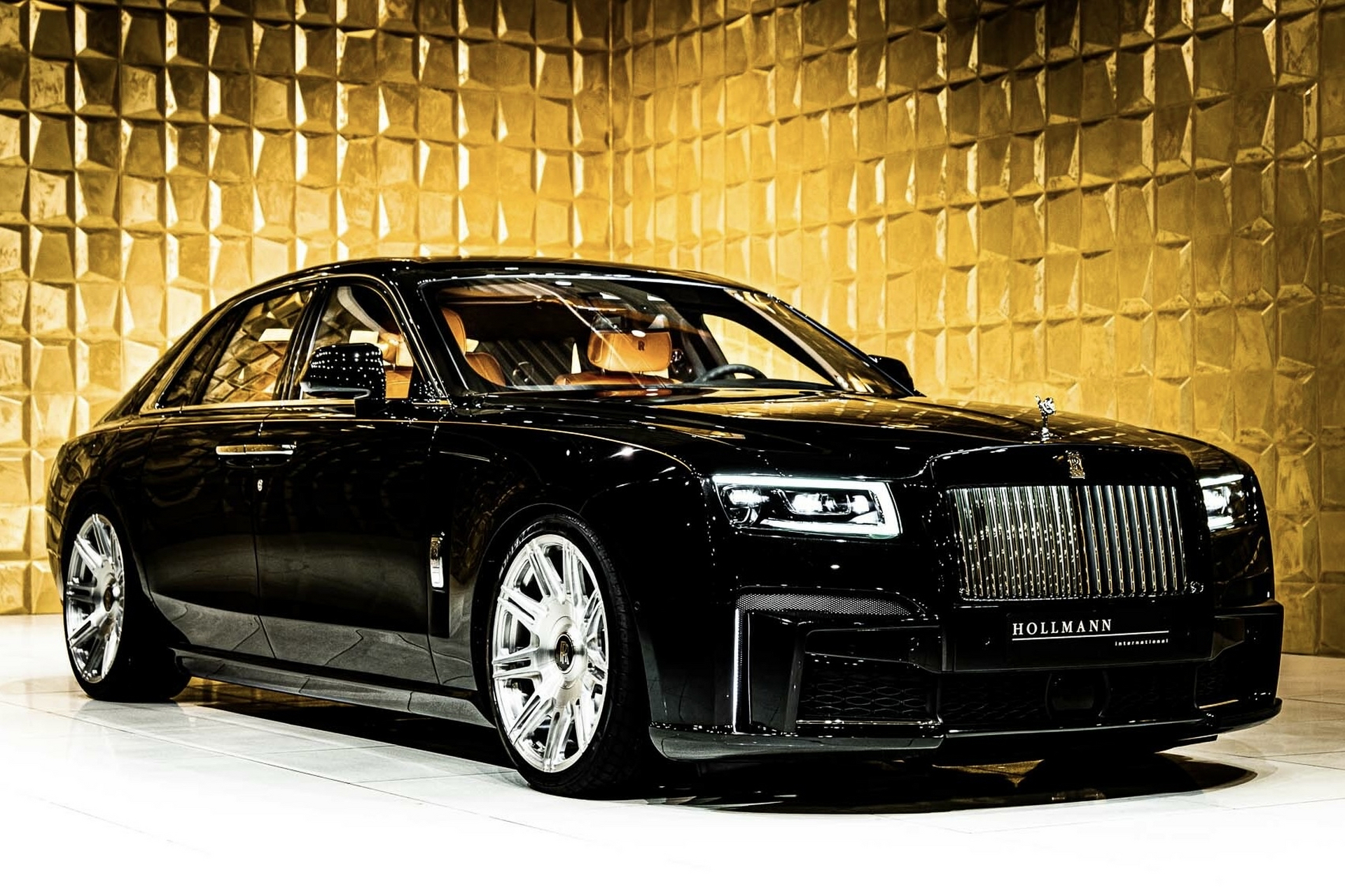 防弹劳斯莱斯古思特加长