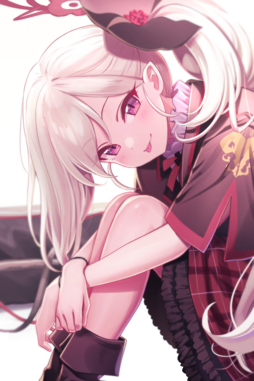 睦月爱你 #二次元美图# #碧蓝档案#  画师昵称:ゴミョン@土曜西め63b