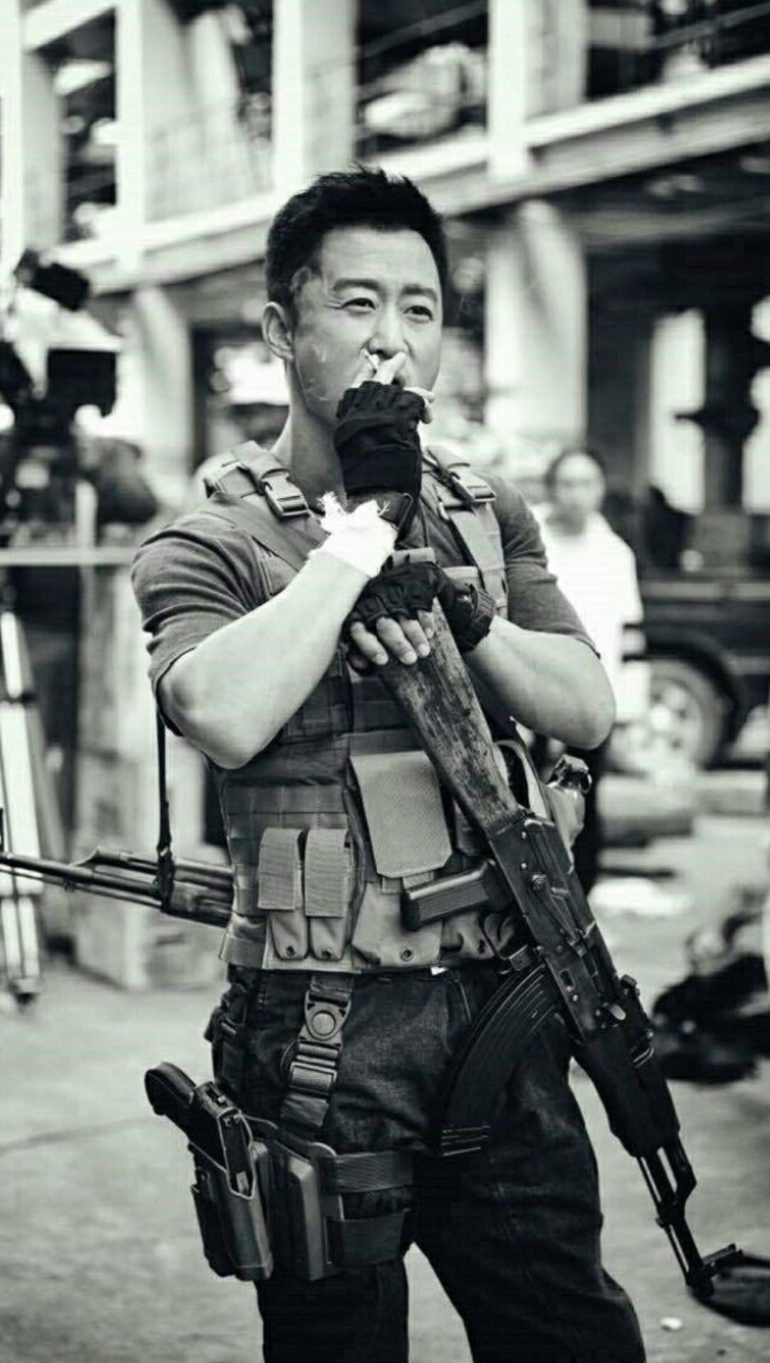 硬汉吴京,经得起岁月考验的男人,太酷了