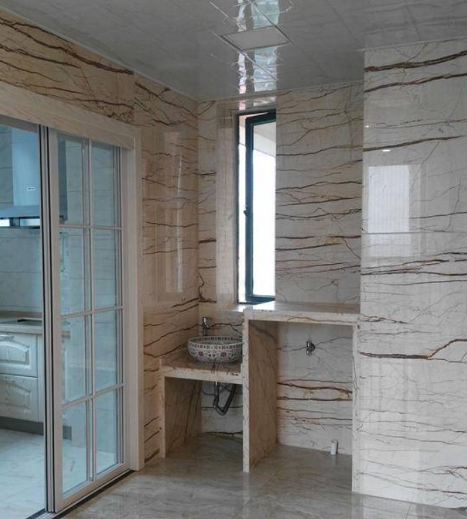 婚姻里的装修战争!刘涛家全屋大理石引争议,朋友质疑家的温馨