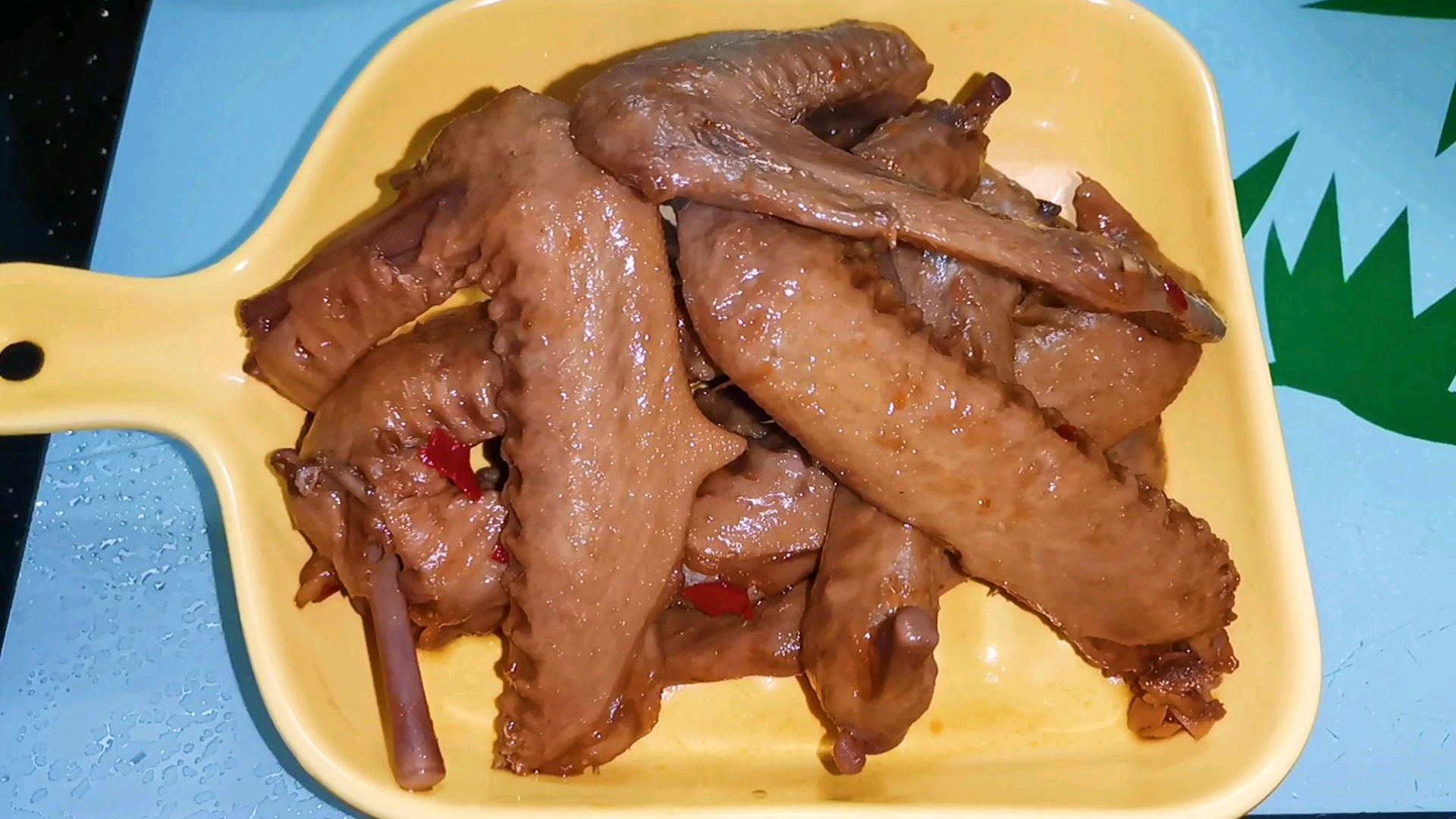 家常卤鸭翅,做法和配料都告诉你,学会了可以摆摊