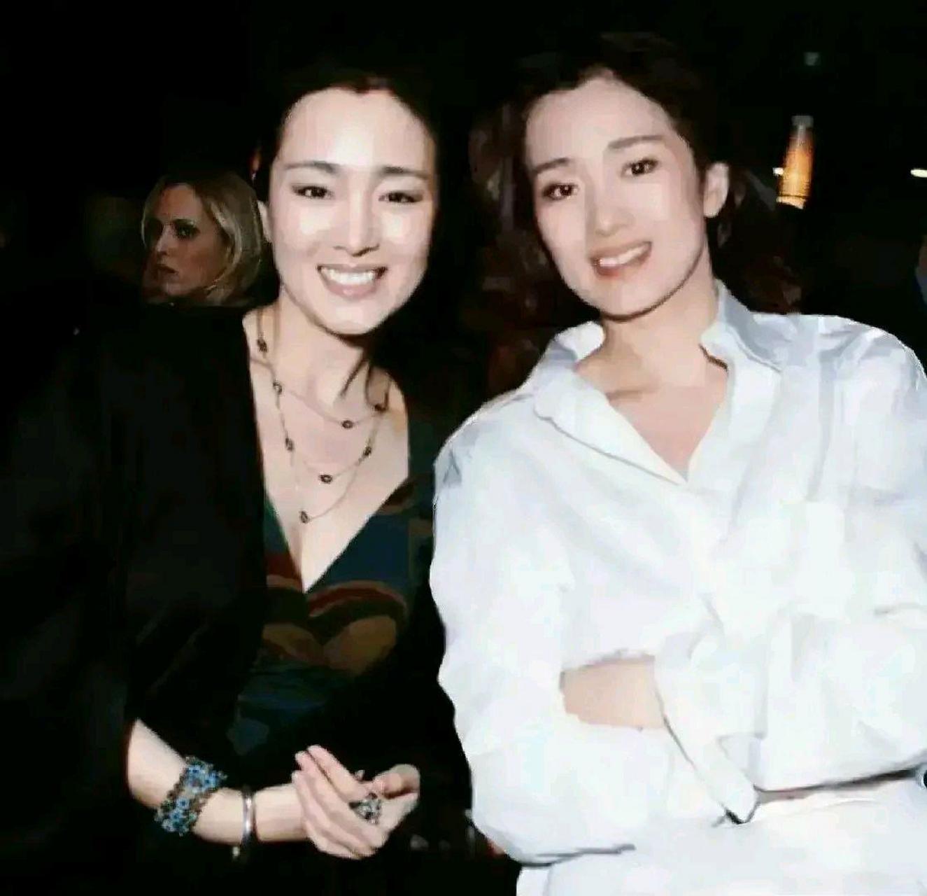 如果让·米歇尔·雅尔看到这个图片,估计做梦都要笑醒!#巩俐