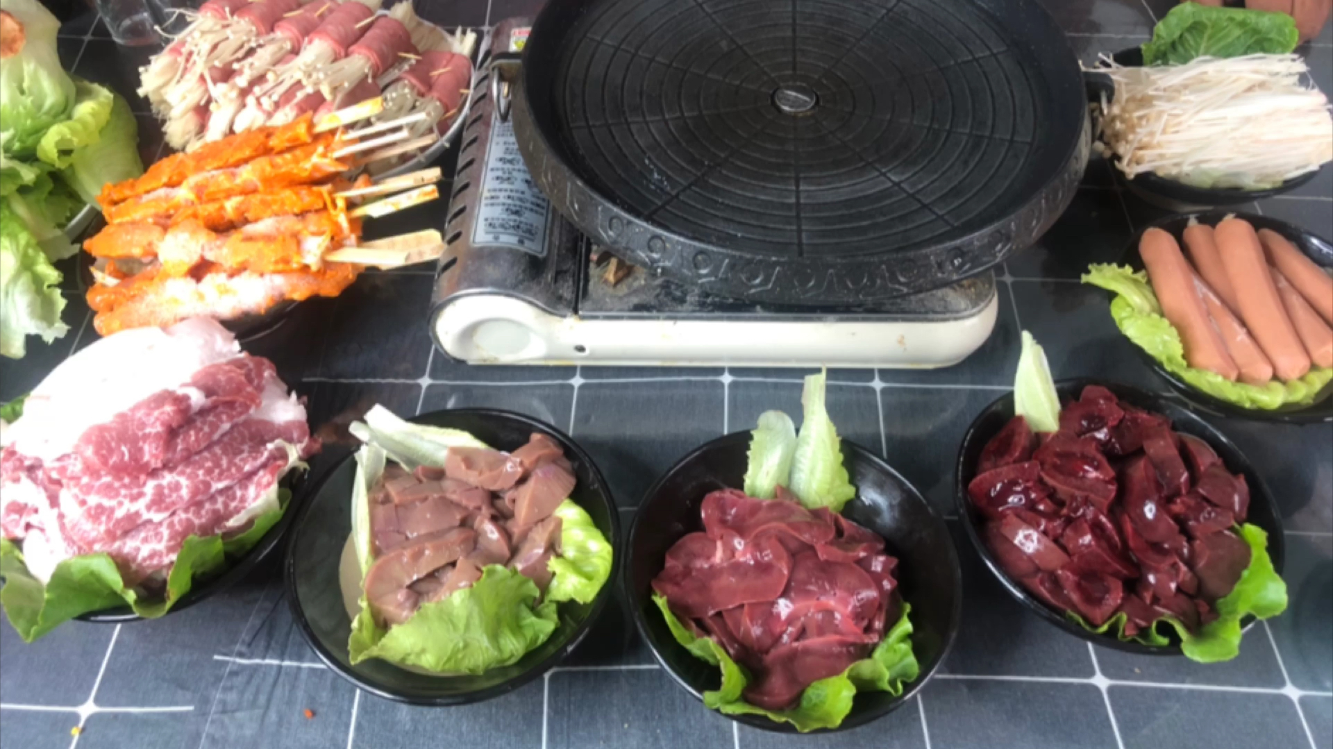 猴哥买来牛腰,猪腰,驴腰,五花肉一烤你别说真香,真好吃