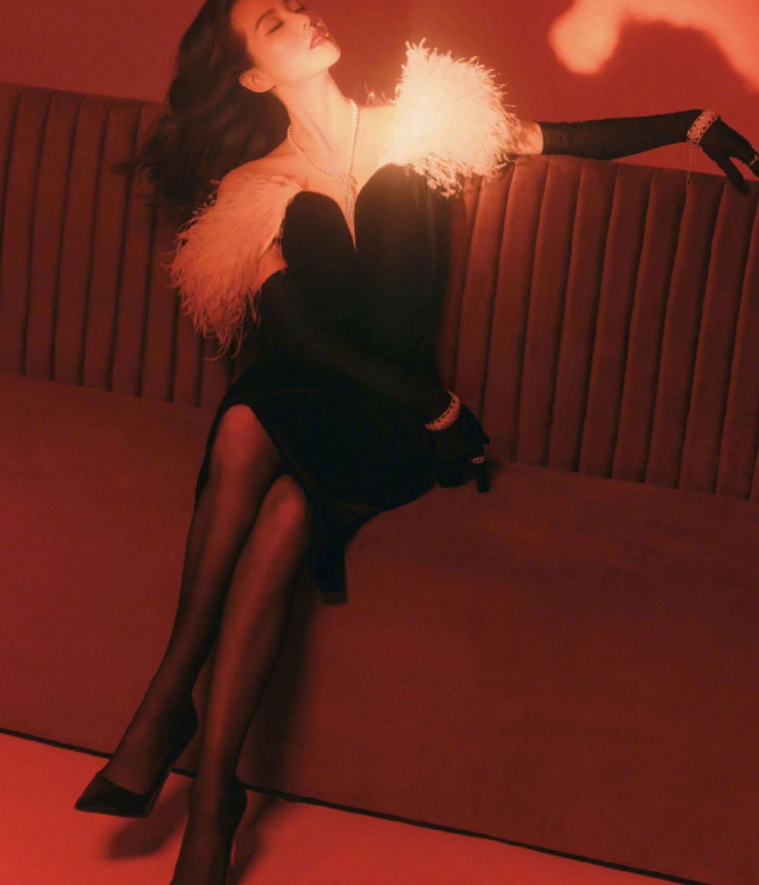 女明星刘诗诗,唯一的一次黑丝袜照片.