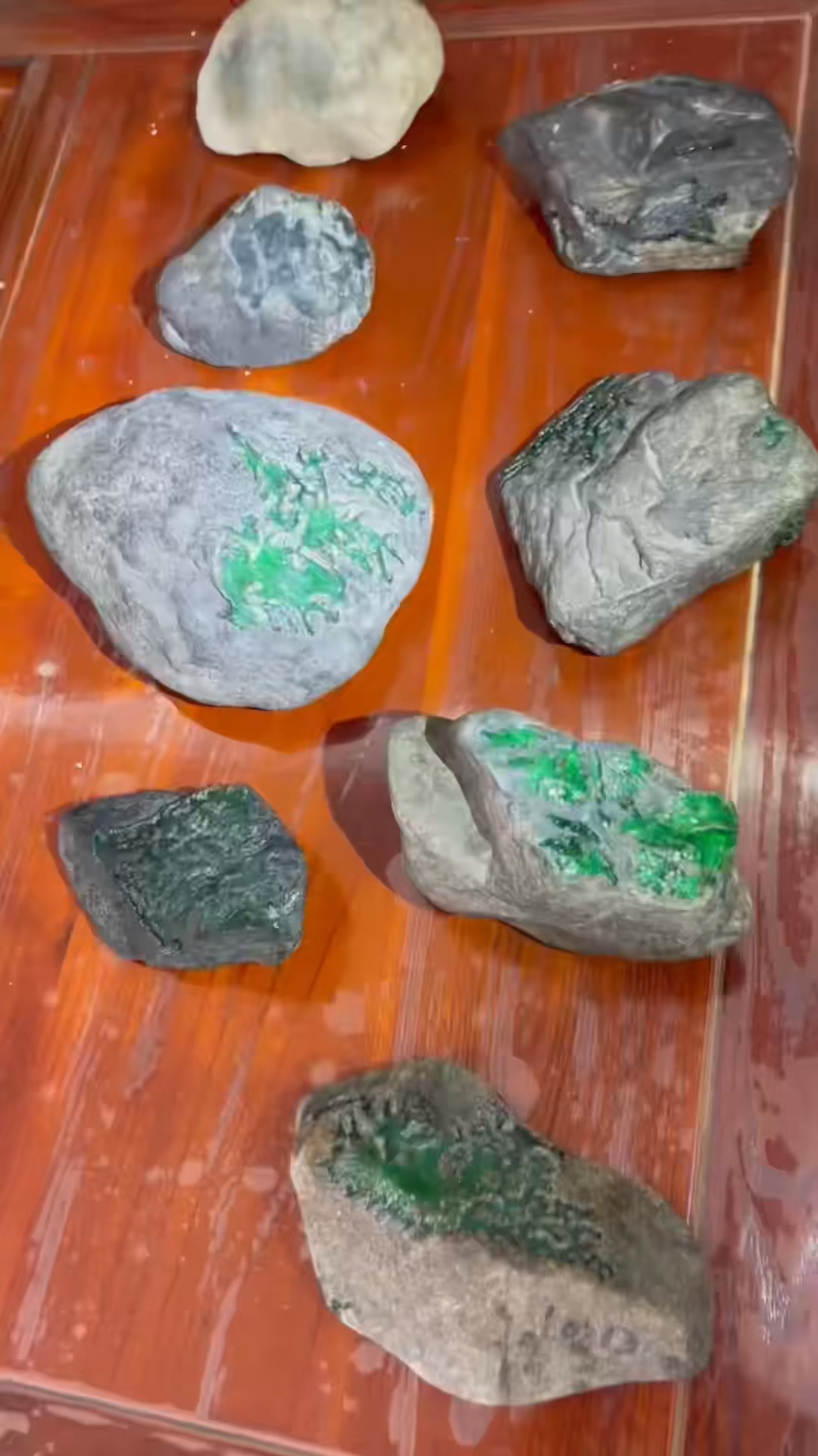 高品质缅甸翡翠原石展示