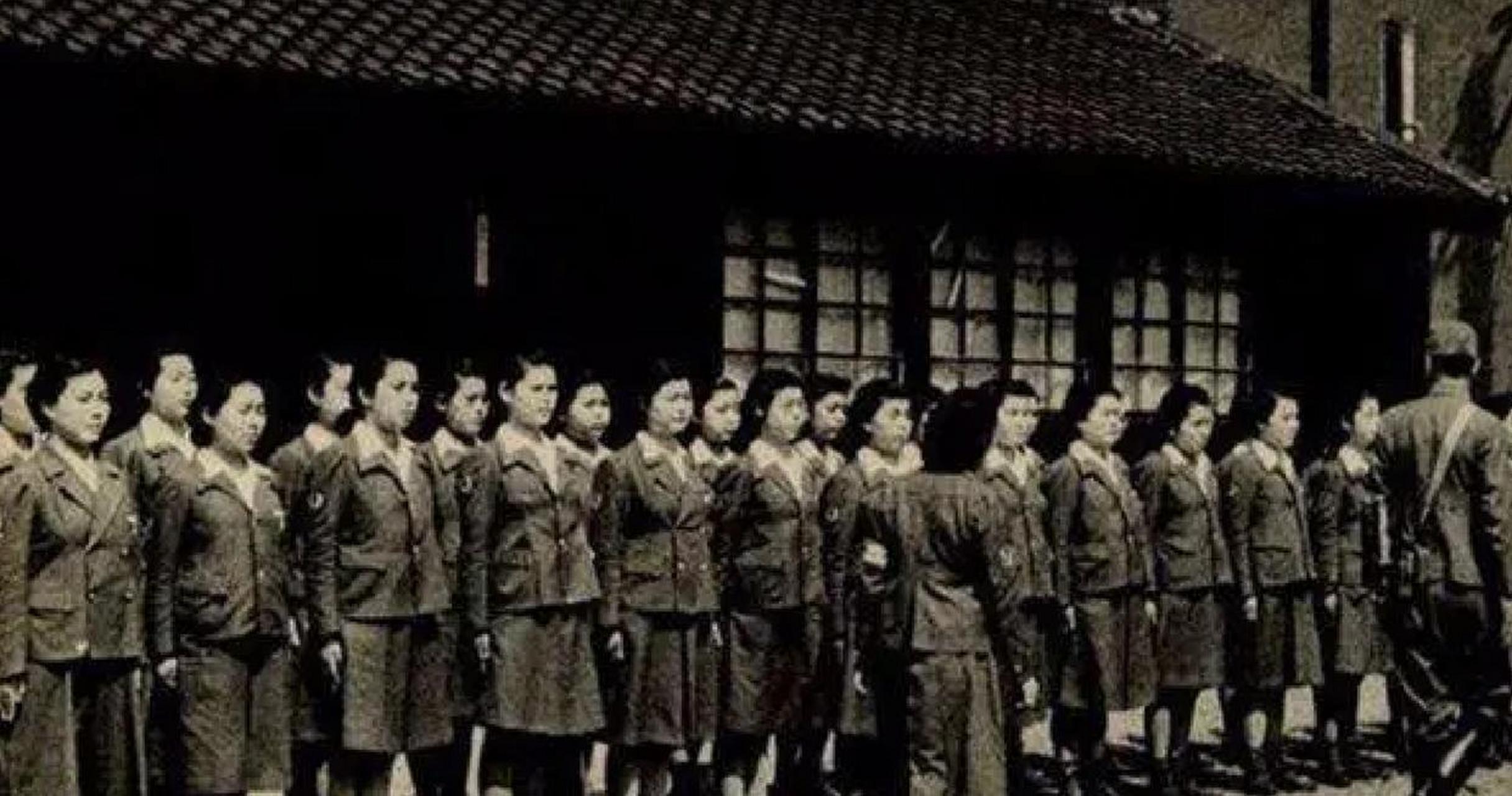 二战时日军组织了一支"姬百合部队",里面全部是军政府强征的学生女兵
