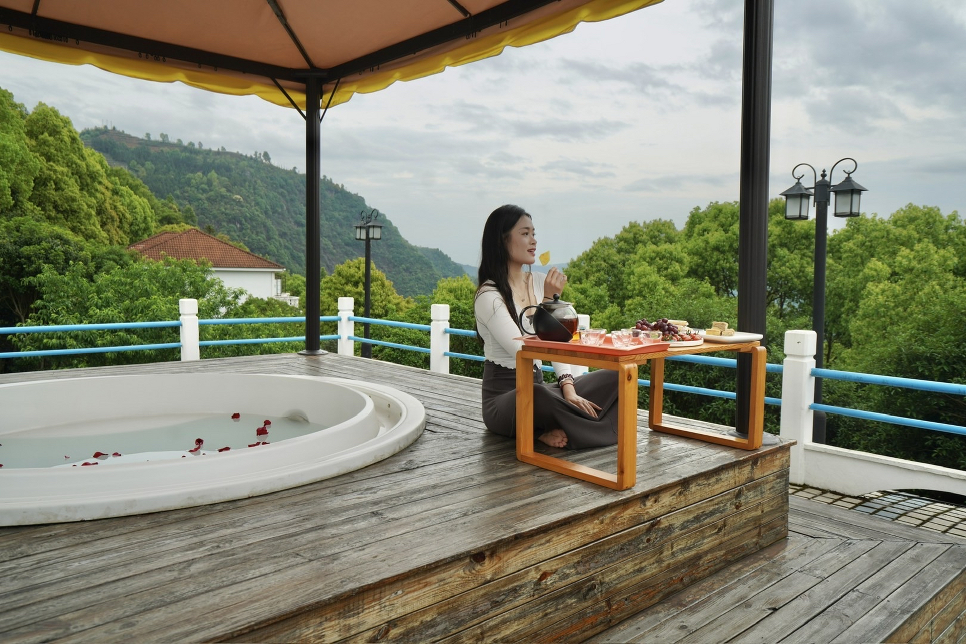 泡温泉,我最喜欢在泰顺大峡谷温泉度假村.