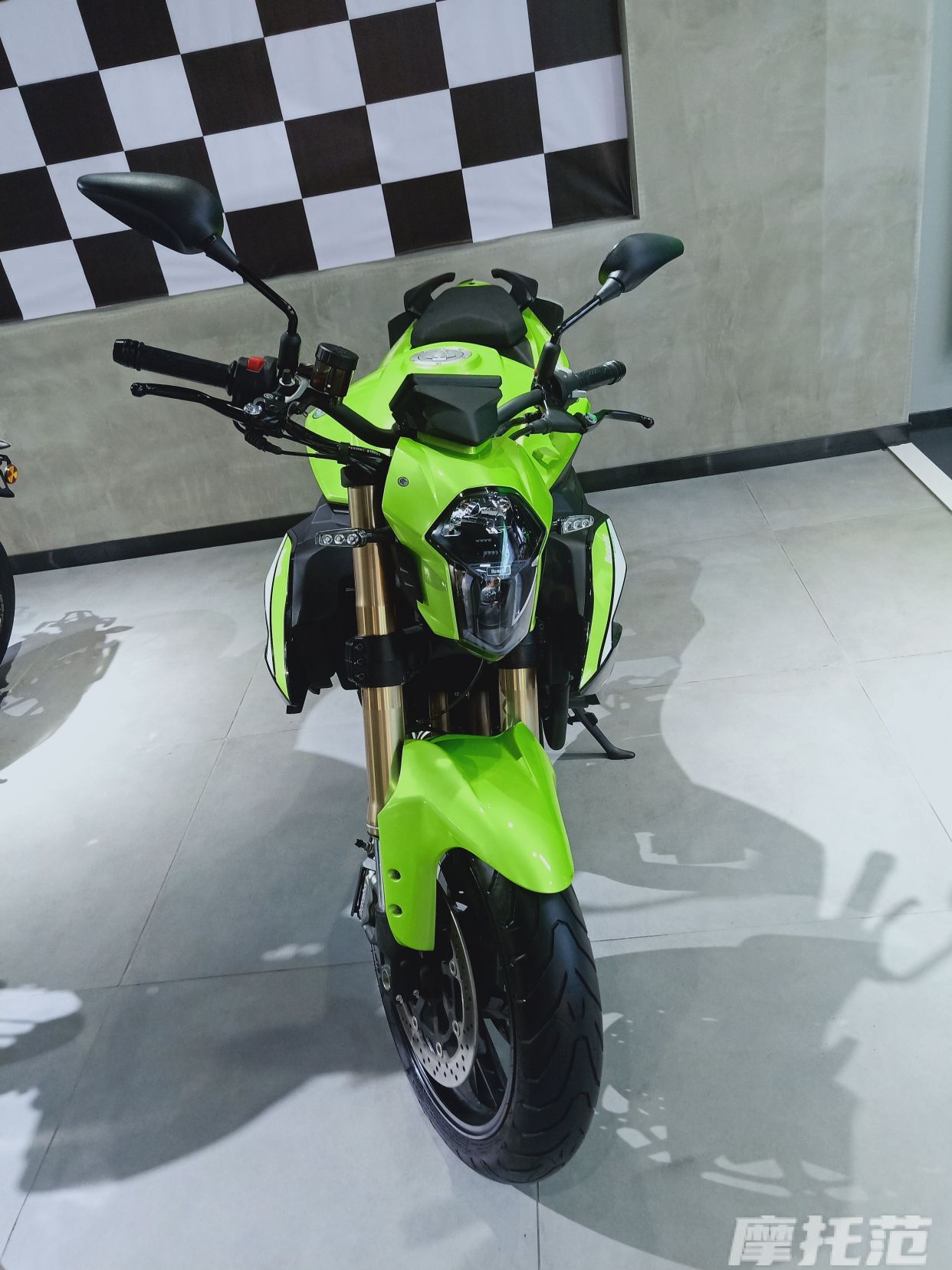 贝纳利 tnt600i 国产黄龙