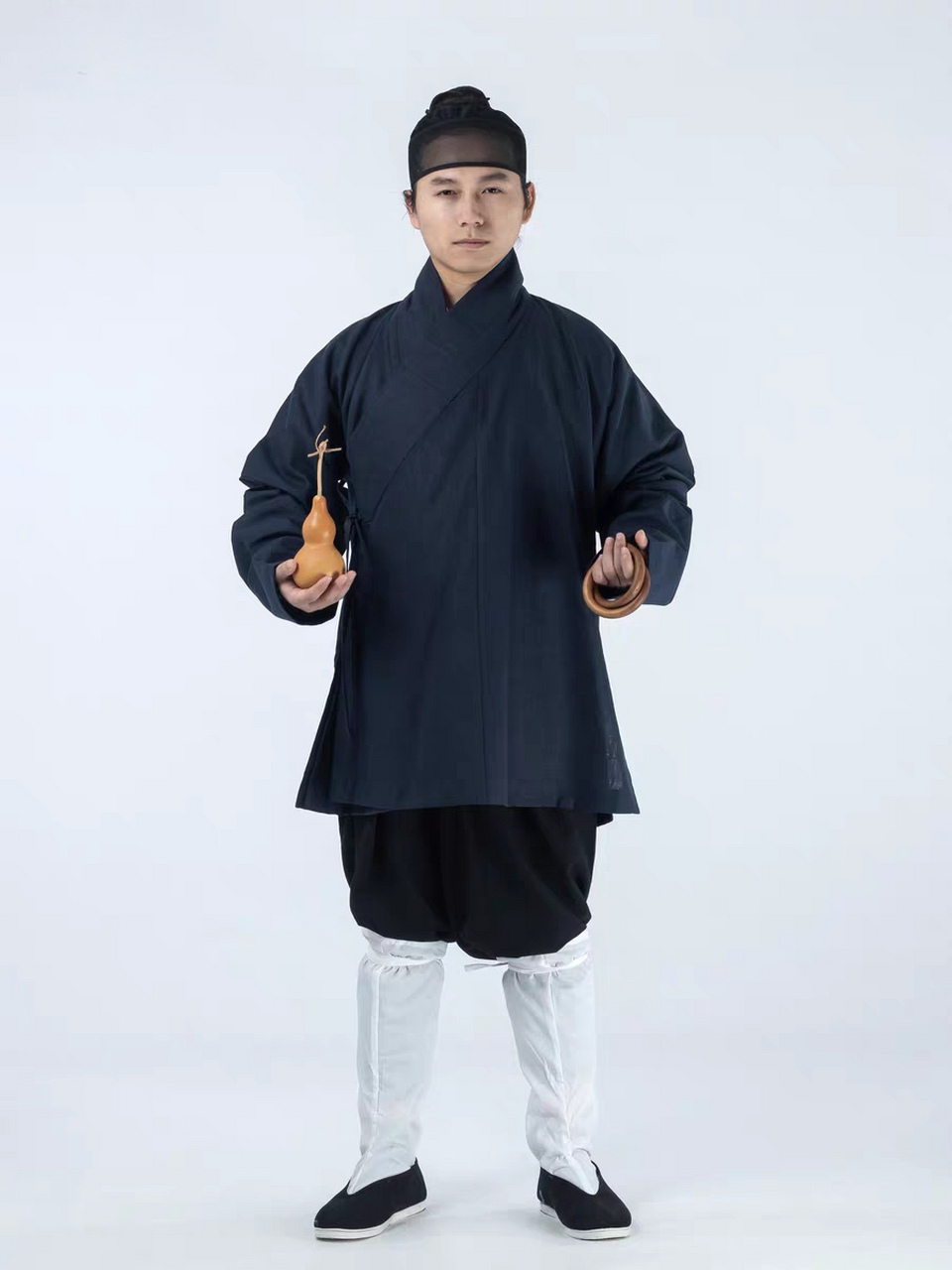 古代仆人每月工资有多少?