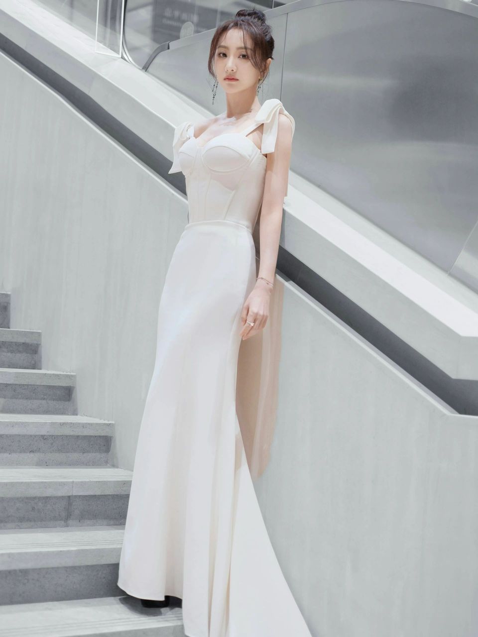 杨蓉|谁能想到蓉妹42岁了,身材嘎嘎好05杨蓉身材上热搜了,美女姐姐