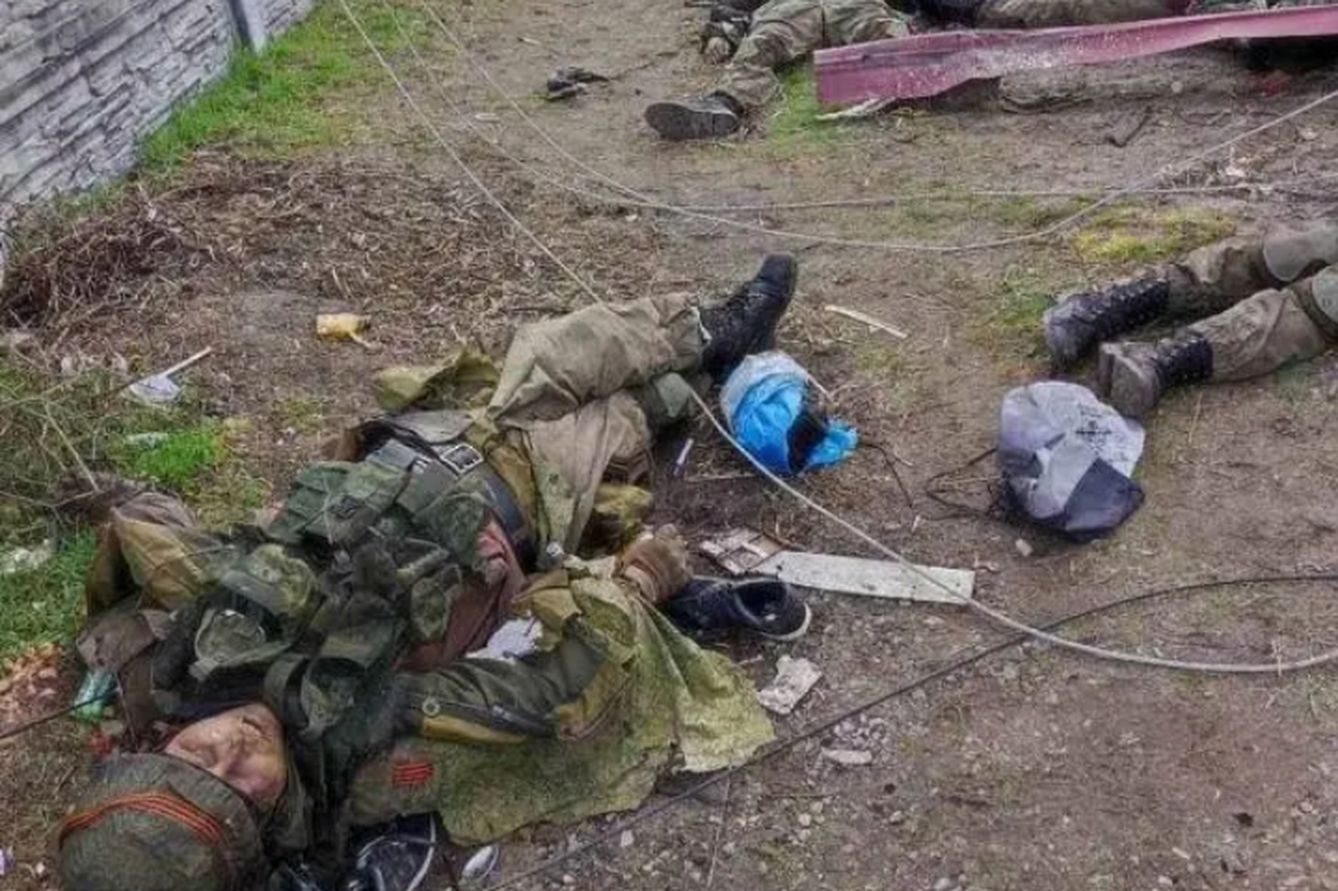 俄乌双方士兵牺牲率直线上升,其中乌克兰年轻人阵亡率最高