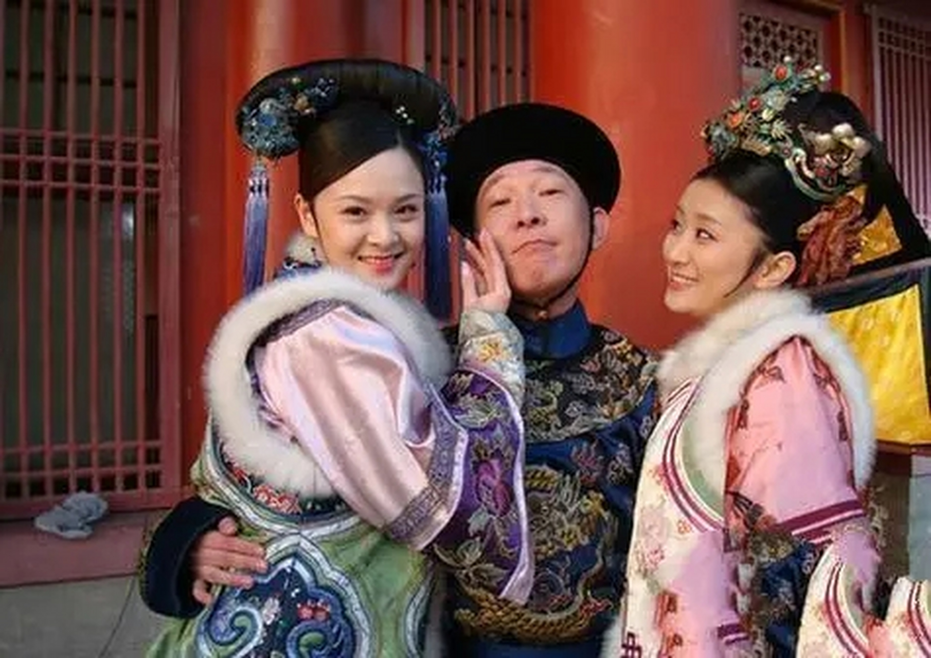 1868年,大太监安德海迎娶19岁京城名旦马赛花,百官庆贺,慈禧还赏赐