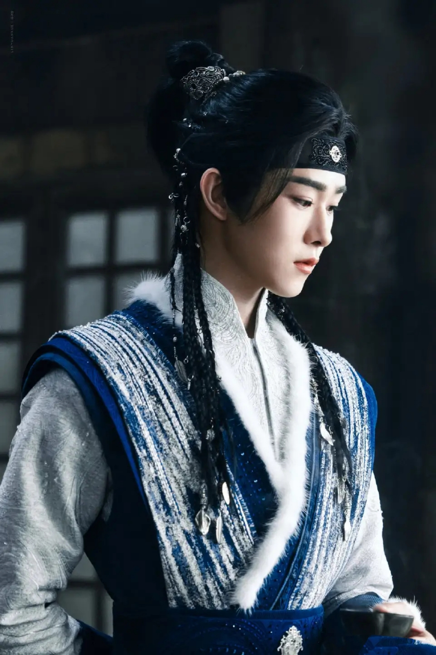 最近,田嘉瑞因为在《云之羽》宫远徵一角中的出色表演而爆红.