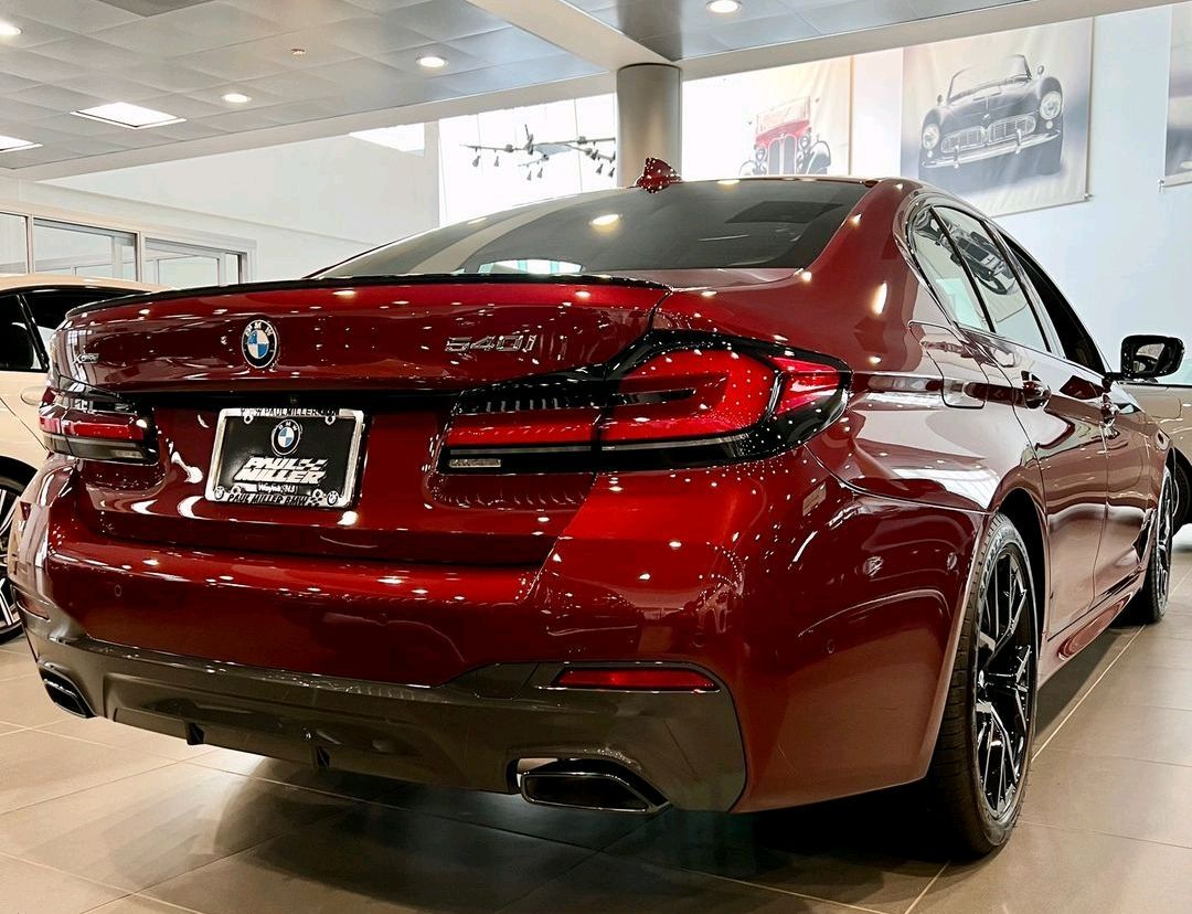 全新宝马540i来了,运动元素 激光大灯,加速表现不输奥迪rs6