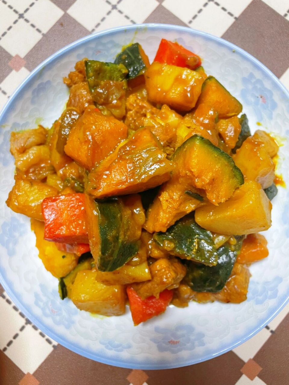 南瓜炖土豆,香糯软嫩拌饭绝!