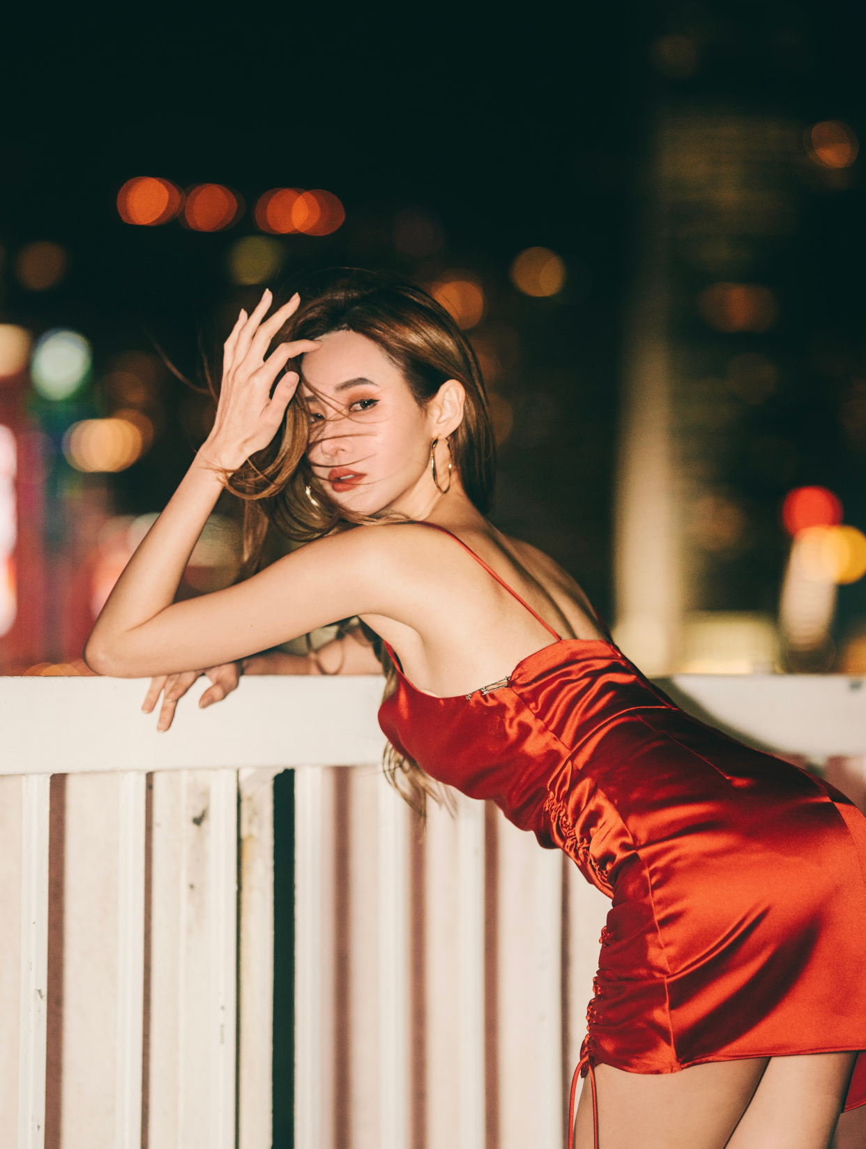 马来西亚美女演员黄诗棋,天使脸蛋,魔鬼身材,美得令人向往不已