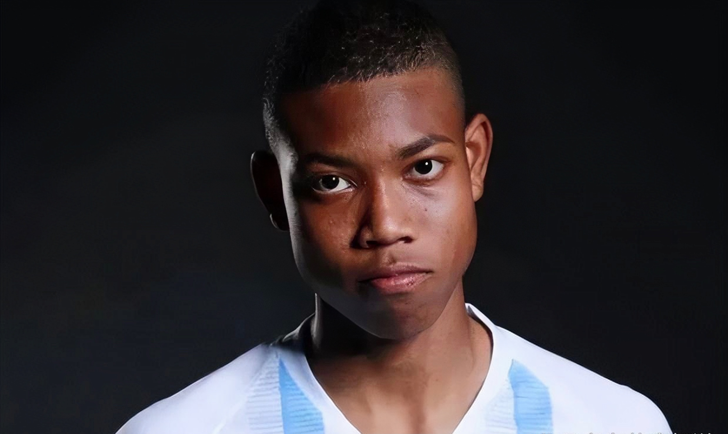 格拉菲卡签约中国混血球员苏宇亮:开启塞尔维亚联赛的新篇章