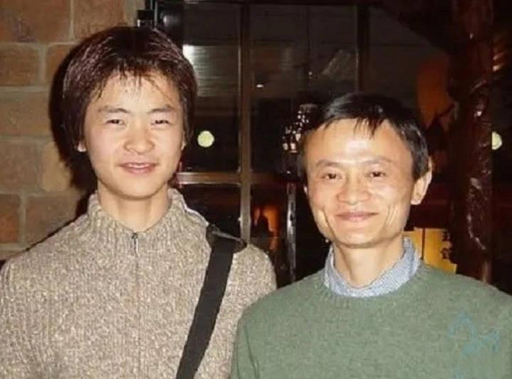 有一次,马云给儿子马元坤200块钱,让他去和同学玩电脑游戏,玩上三天三