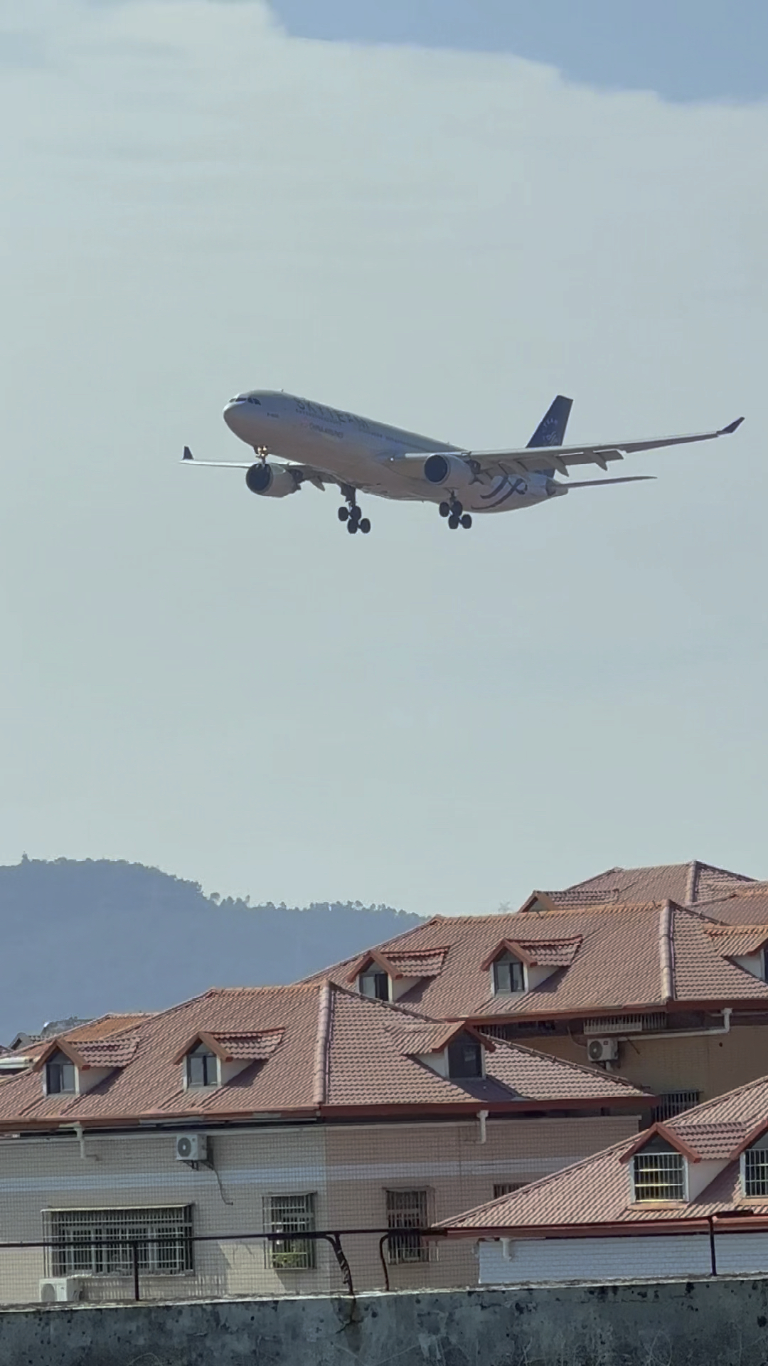 中华航空天合涂装a330好久不见