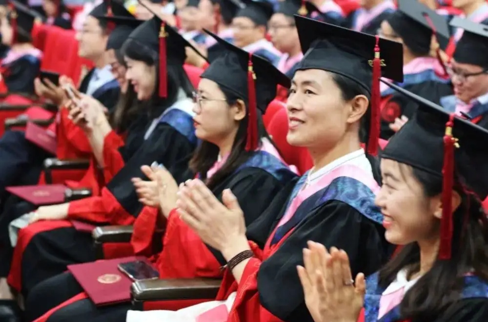 "双非"大学博士值不值得读?至少理工科是值得的!