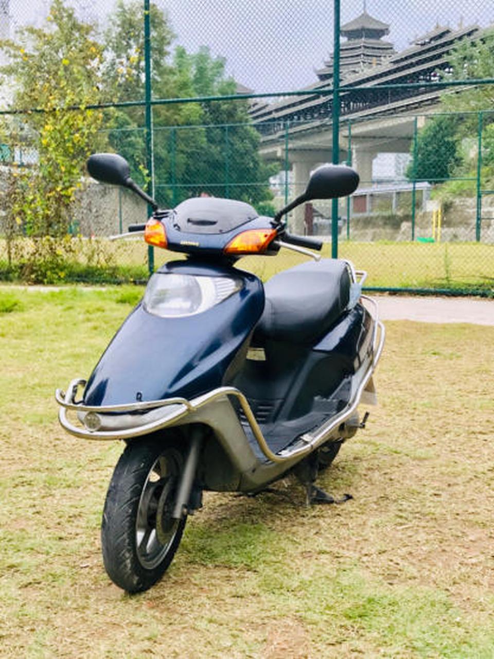 在上个世纪九十年代到二零一零年的时候,五羊本田的小公主scr100可以