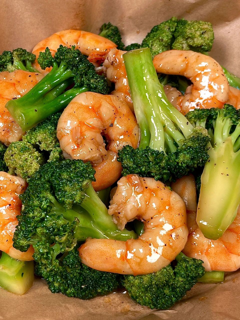 西兰花炒虾仁98 虾仁鲜美,西兰花清脆爽口! 做完一盘都不够吃!