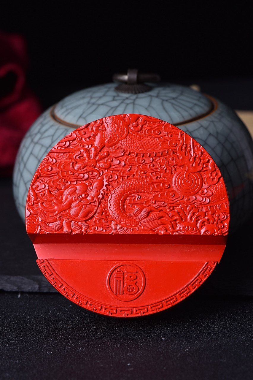 天然朱砂红砂高含量招财进宝摆件 采用原矿朱砂矿砂压磨而成,长期佩戴