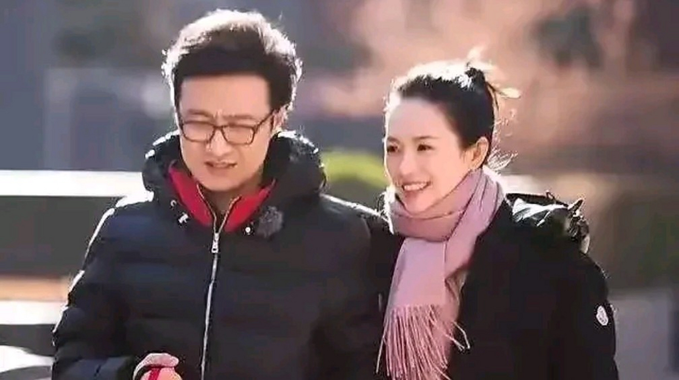 身价超10亿的汪峰,四任妻子个个貌美如花,章子怡竟是最不起眼的  汪峰