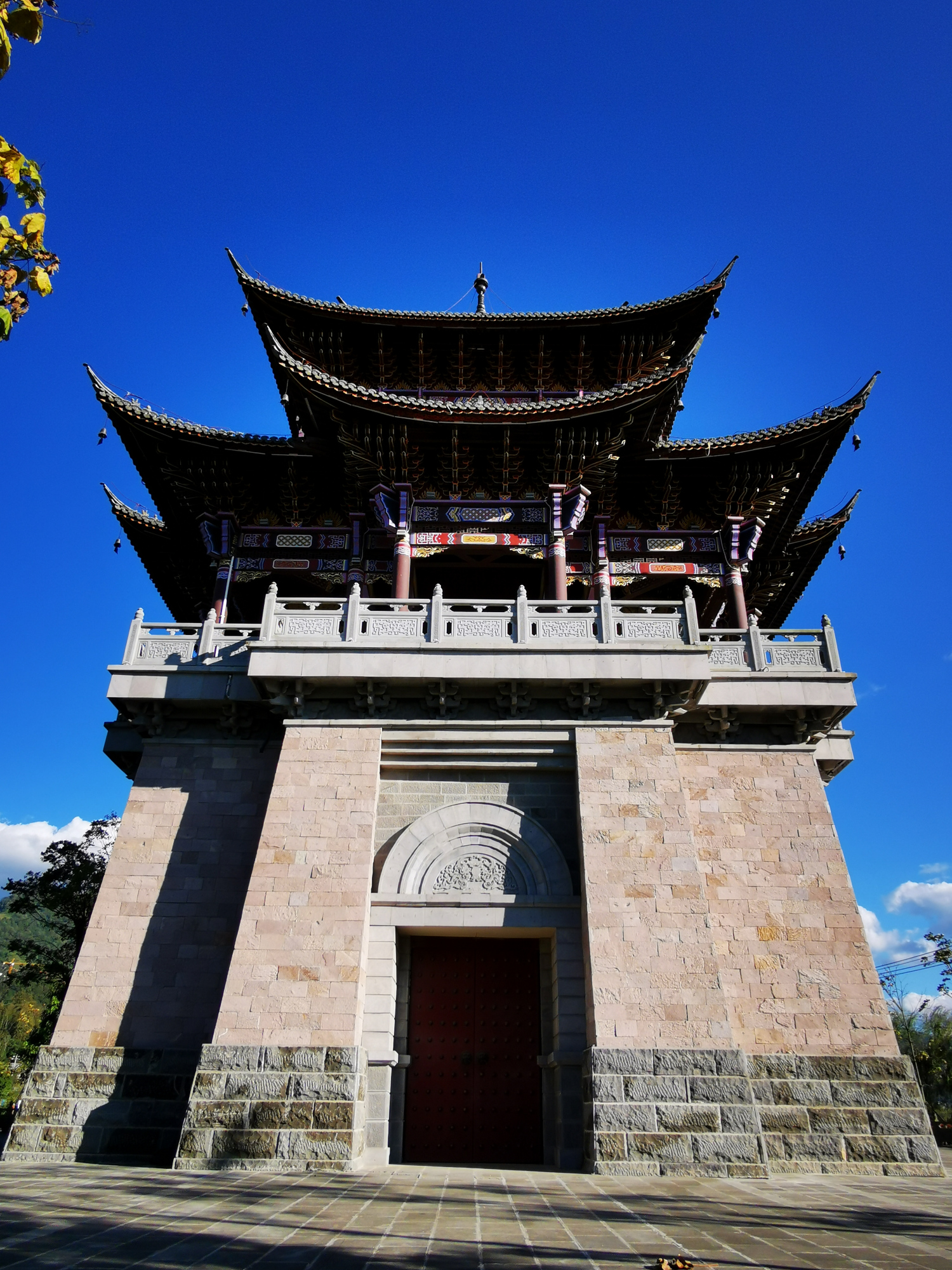 云南腾冲欢乐湖