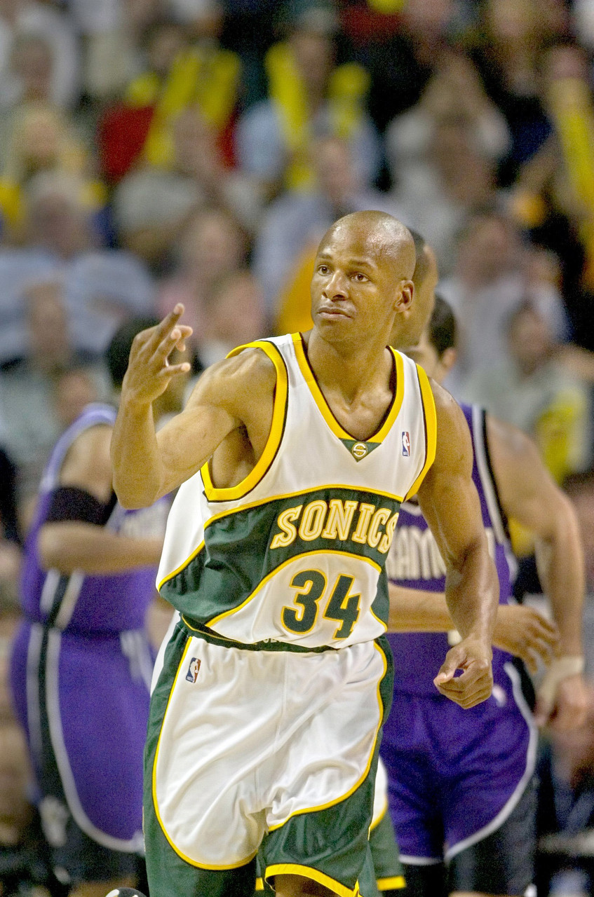 雷阿伦是超音速时期的当家球星82